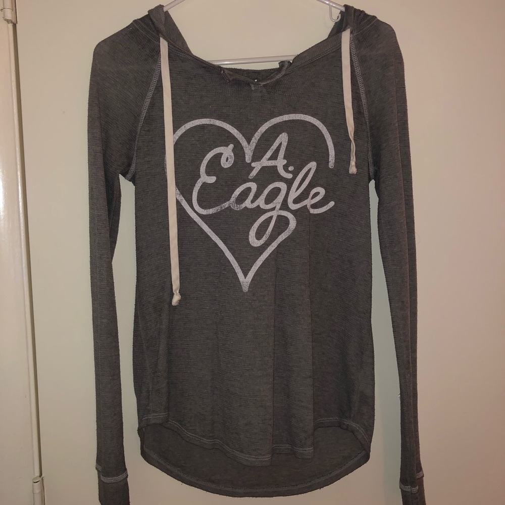 Worn a hand full of times.